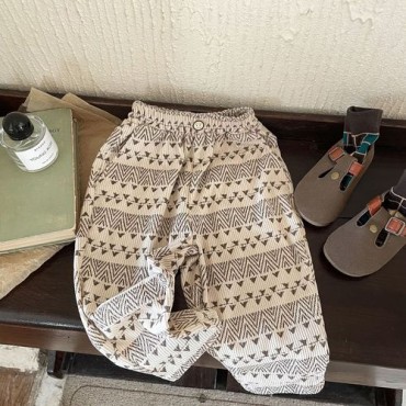 Casual pants stripes...